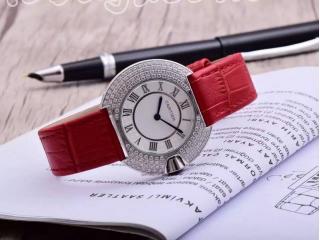 レディース腕時計 カルティエ時計 クオーツ 電波時計 白色文字盤 レッド時計のバンド腕時計 シルバー金属