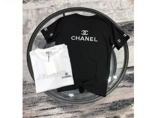 Chanelシャツ ロコ英字　【レディース・メンズ用】半袖 Tシャツ 2色選択可