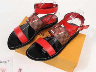 ルイヴィトンサンダル 2020年春夏新作 女性靴 フラットシューズ サイズ:225-245 赤い色